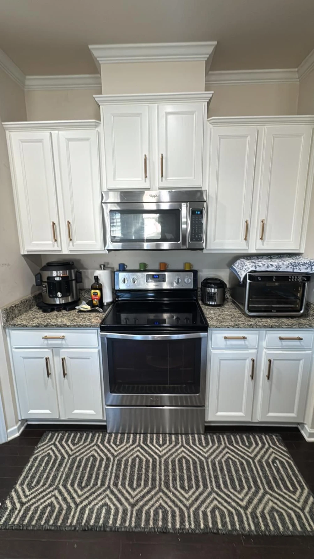 After — Full Kitchen Refinish — Dark to Bright